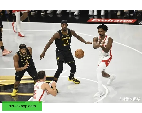 勇士官宣巴特勒伤退奈苦笑离场